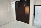 Appartement de trois pièces avec trois salons