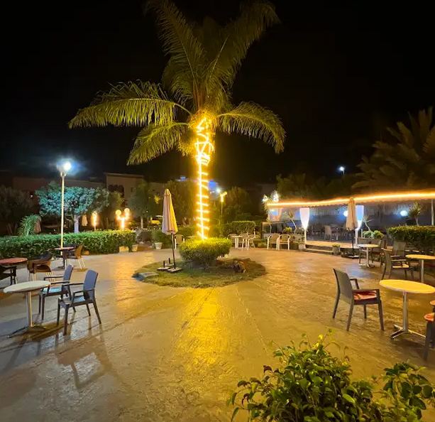 Appartements à vendre à Casablanca près de la rue Al-Quds, Ain Al-Shaq, d&rsquo;un café et d&rsquo;un supermarché 🛒 à un prix raisonnable