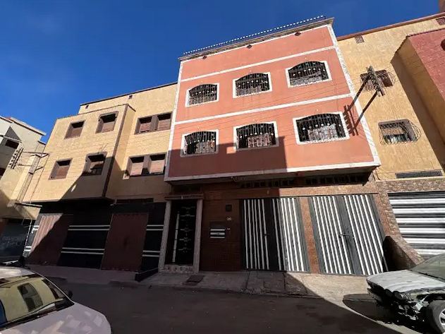 Votre porte seule ☝️ Maison à vendre à Casablanca 📍 Quartier Moulay Abdullah Ain Al-Shaq 🌟 à un prix raisonnable 👍