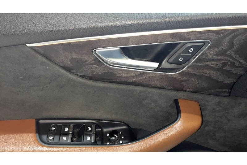 Audi Q8 EXCLUSIVE BVA